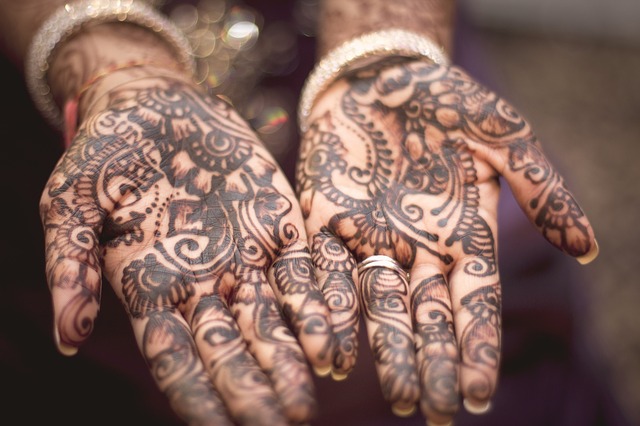 Traditional Henna